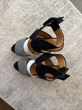 Zara Black, Gray & White Suede Colorblock Heels